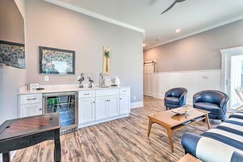 Bright Coastal Abode With Porch And Beach Access!