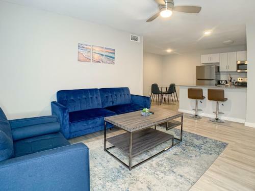 Evonify Stays - Brentwood - Fully Furnished Apartments