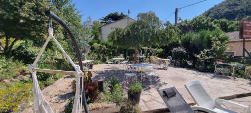 Bed & Breakfast Manoir De Gravezon
