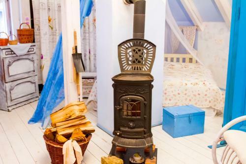 Venkovsk� D?m S Mari�nskou Pek�rnou