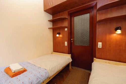 Apartamento B�rzs�nyliget Vend�gh�z