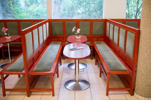 Szindb�d Wellness Hotel