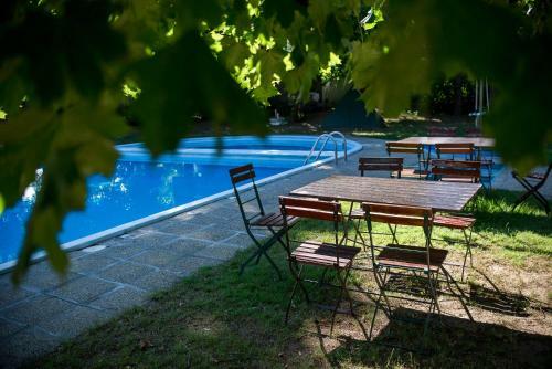 Szindb�d Wellness Hotel