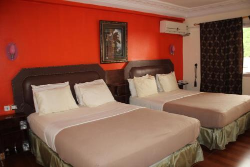 Posada Zambezi Inn Hotel