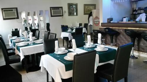 Posada Zambezi Inn Hotel