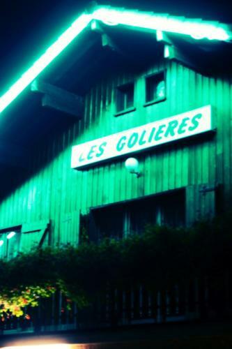Hotel H�tel Les Goli�res