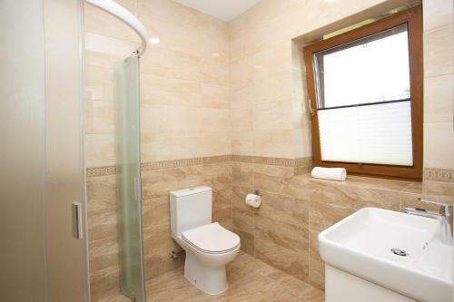 Hostal Villa Airina