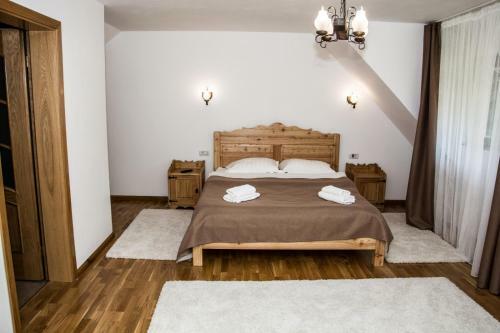 Hostal Green Forest Bran House