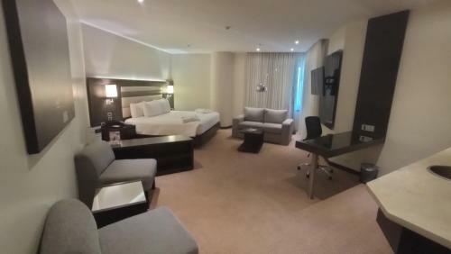 Rosa Bela Hotel & Convention Center