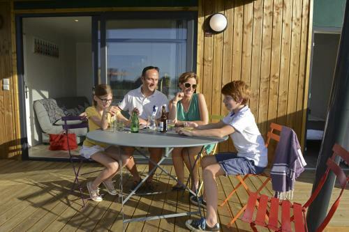 Les Roulottes & Cottages Du Moulin