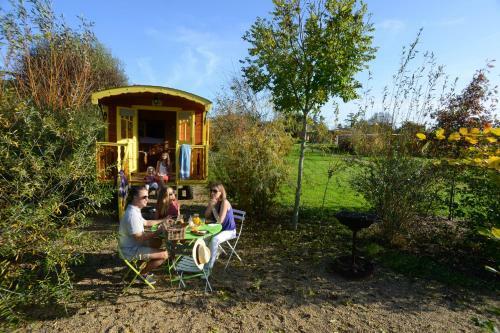 Les Roulottes & Cottages Du Moulin