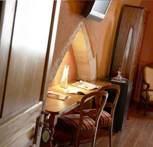 Hotel H�tel Le Cheval Blanc