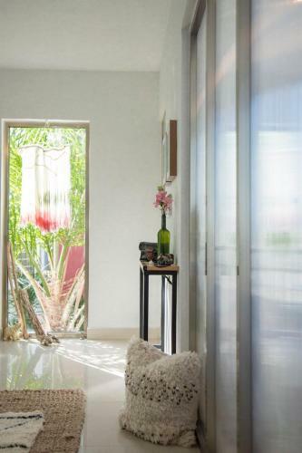 Apartamento 25' Balcony 13' Windows Boho Decor Pool Open