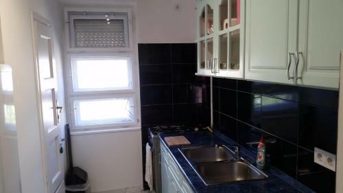 Free Parking - Tisza-parti Napf�ny Apartman