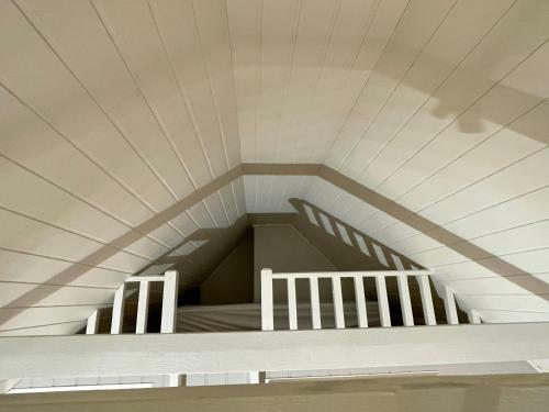 Presttind - Studio Apartment With Free Parking