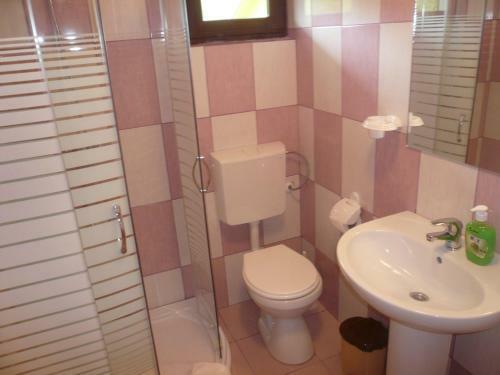 Hostal Pensiunea Q