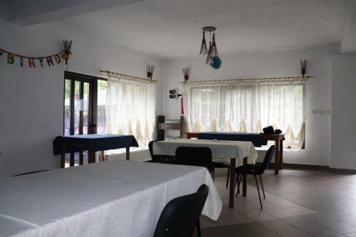 Hostal Pensiunea Q