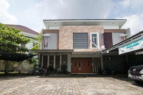Hotel Oyo 91066 Wisma Cemara