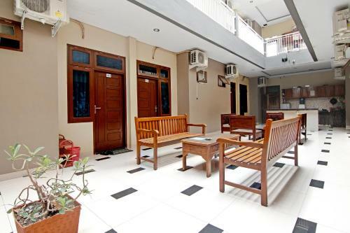 Hotel Oyo 91066 Wisma Cemara