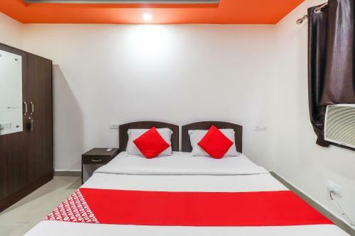 Oyo 62748 Hotel Zeenat