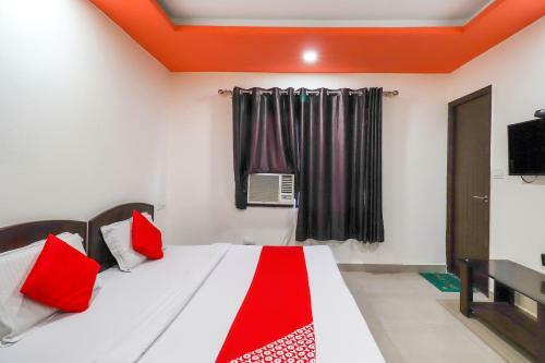 Oyo 62748 Hotel Zeenat