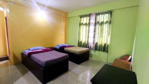 Silver Peak Homestay