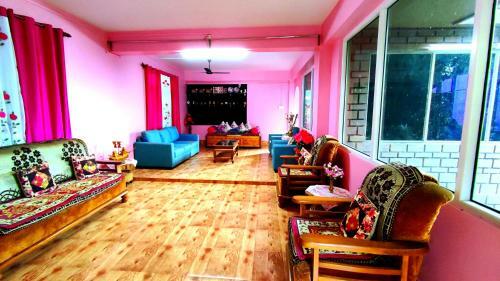 Silver Peak Homestay