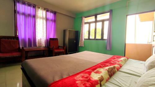 Silver Peak Homestay