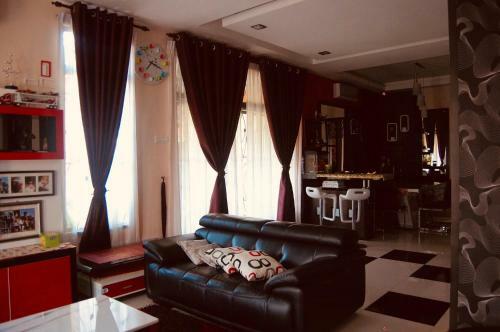 Sherry Luxury Homestay