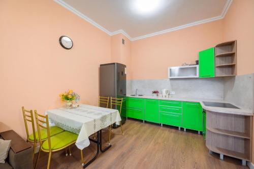 Apartamento ?? Terra. ???????? 2-???.????????