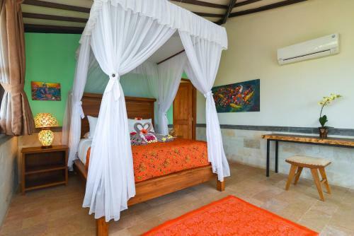 Sumberkima Hill Villa Macan