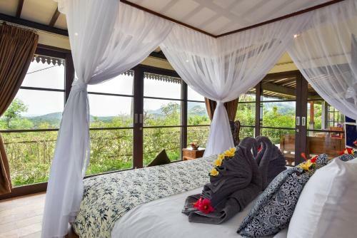 Sumberkima Hill Villa Macan