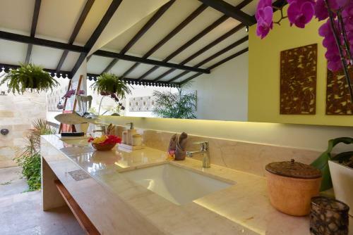 Sumberkima Hill Villa Macan