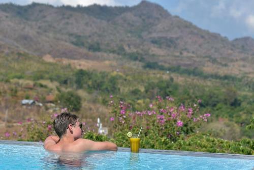 Sumberkima Hill Villa Macan