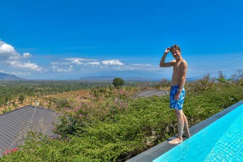 Sumberkima Hill Villa Macan