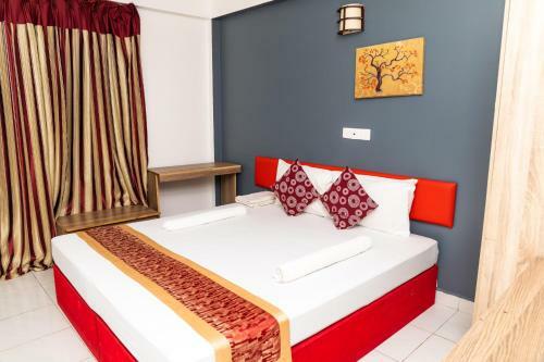 Hostal The G10 Holiday Inn