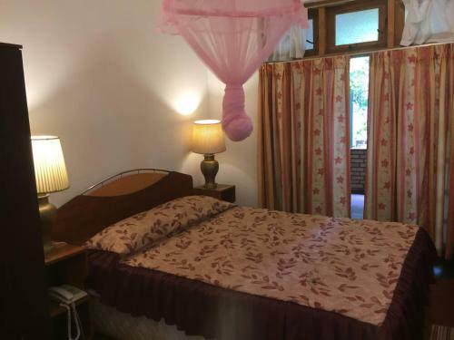 Hostal Hotel Shalini
