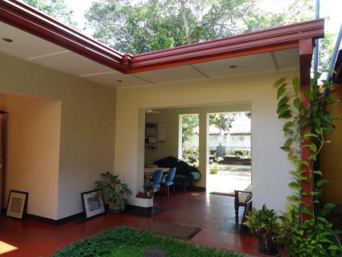 Hostal Hotel Shalini