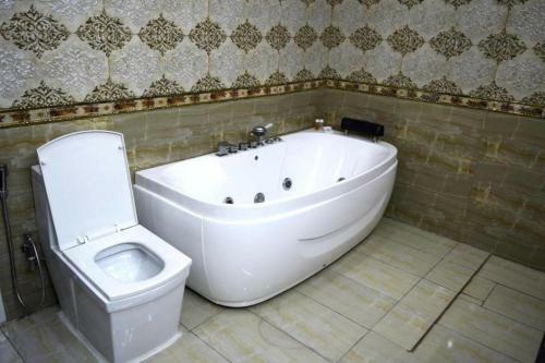Best Home In Lahore