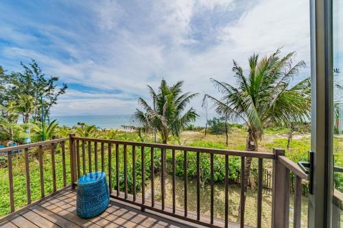 An Bang Beachfront May Villa