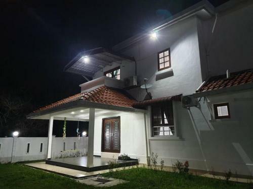 Nilai Spring Villas