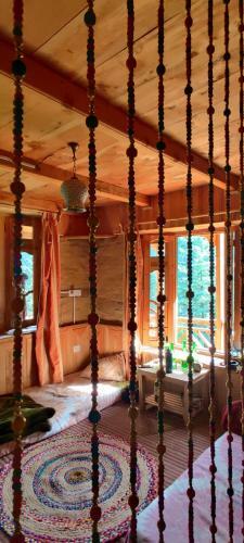 Ruhoots Cafe & Homestays