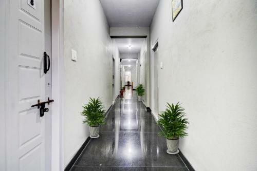 Hotel Oyo Flagship 92248 Sai International