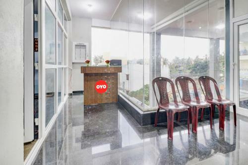 Hotel Oyo Flagship 92248 Sai International