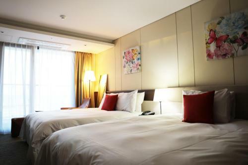 Hotel Ramada By Wyndham Jeju Hamdeok