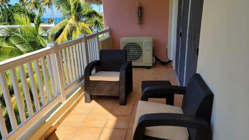 Apartamento *beach Front Oasis With Fast Wifi & A/c*