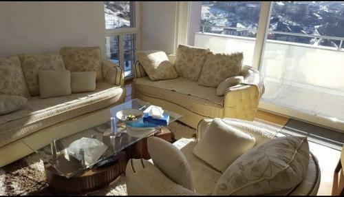 Cazin Apartman A-31 7. Sprat