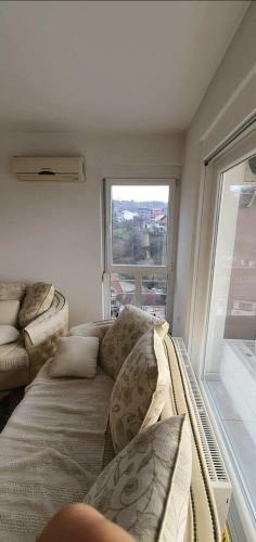 Cazin Apartman A-31 7. Sprat