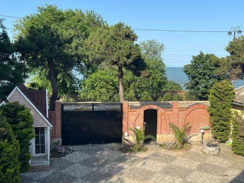 Hostal Riva Seaside House
