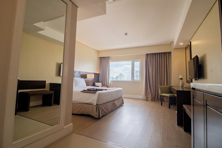 Harolds Hotel